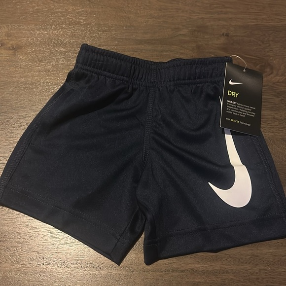 NWT Nike  Toddler Boy Performance
Swoosh Shorts Obsidian - Picture 8 of 11